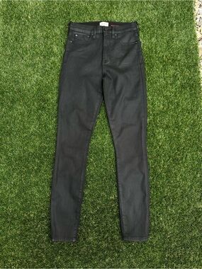 Alice + Olivia Black Coated Skinny Jeans 🖤